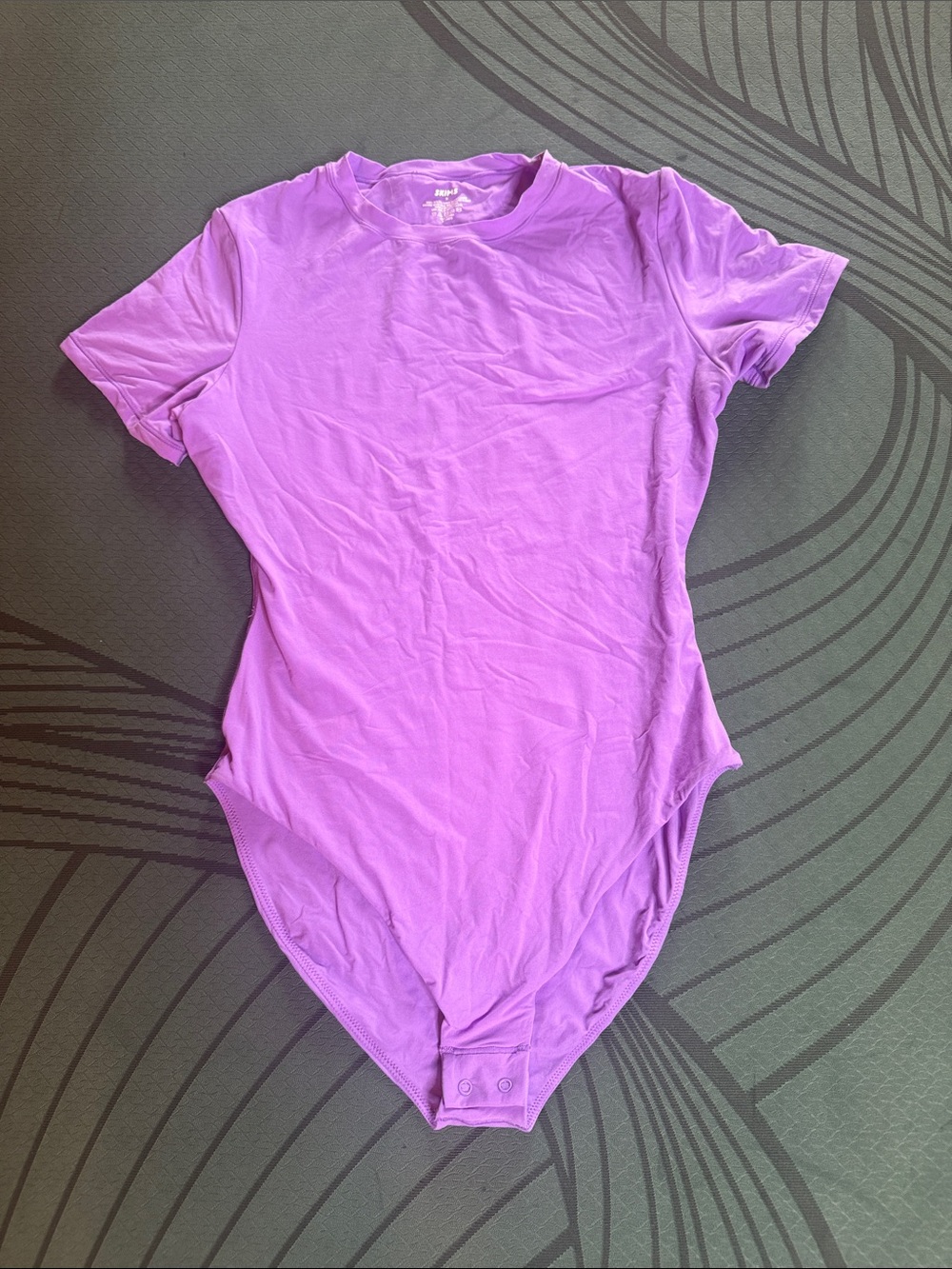 SKIMS Lavender t-shirt Bodysuit